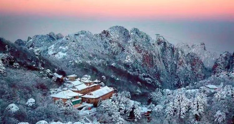 【醉美徽州·初遇黄山4日】精选住宿+黄山全天深度游+访皖南古村西递+宏村+云上村落篁岭