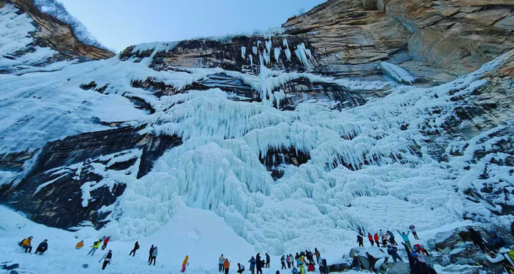 【北京100公里山野·天仙瀑站】北京密云天仙瀑徒步之旅：冬季冰瀑奇观探秘+挑战华北最大冰瀑！