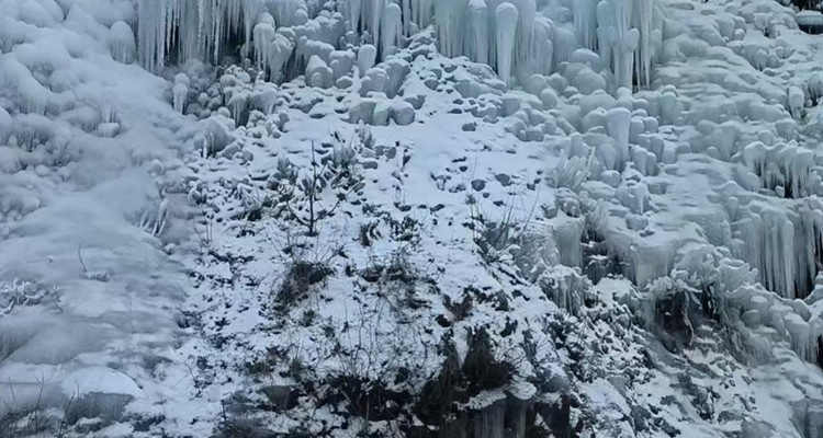 【北京一周一山·神泉峡冰瀑】打卡“北京小冰岛”+探索京西第一冰瀑神泉峡的冰雪秘境+感受冰雪中的浪漫~