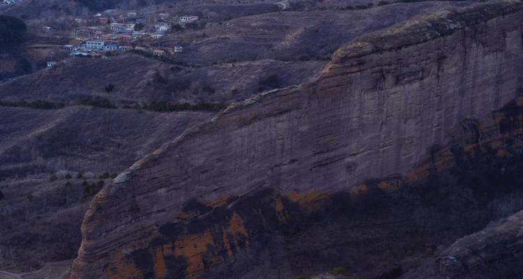 【北京一周一山·承德丹霞】国家级丹霞地质奇观+闯入地球的调色盘+打卡亿万年形成的"天门之眼”~