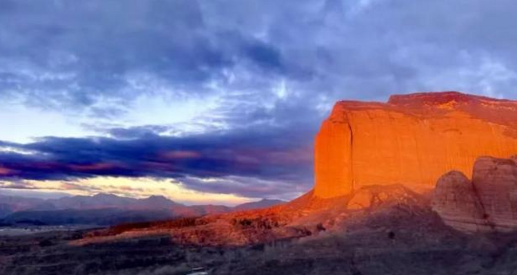 【北京一周一山·承德丹霞】国家级丹霞地质奇观+闯入地球的调色盘+打卡亿万年形成的"天门之眼”~