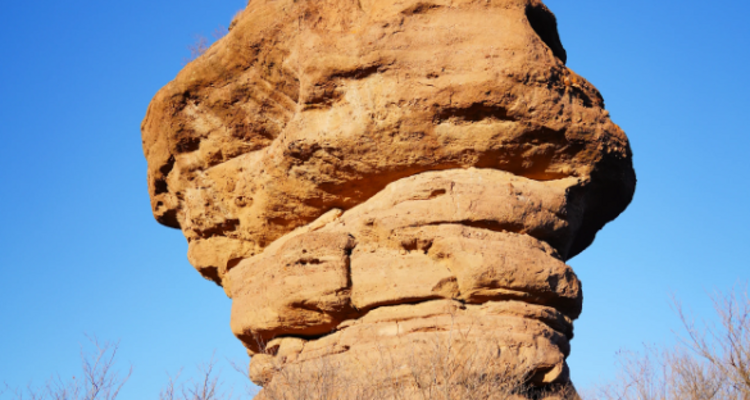 【北京一周一山·承德丹霞】国家级丹霞地质奇观+闯入地球的调色盘+打卡亿万年形成的"天门之眼”~