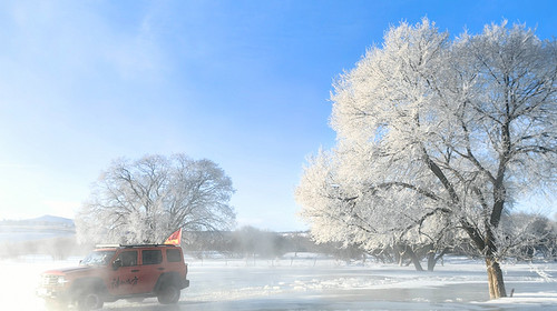 【乌兰布统冬·冰雪梦幻3日】春节特辑丨越野车穿越雪原+湖面冬捕+鄂温克驯鹿+多重冰雪体验+一价全含+赠送篝火烟花！