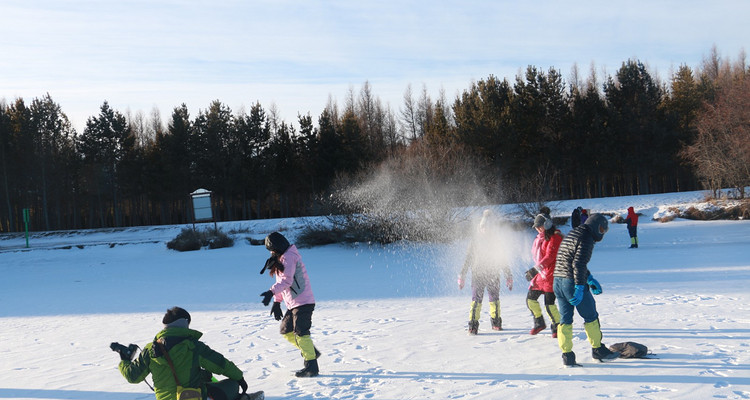 【遇见乌兰布统冬·亲子营5日】北京+塞罕坝林海穿越+游牧部落牧民家访+乌兰布统越野穿越+雪原狩猎+雪地火锅+冬捕+冰雪运动会+古北水镇+司马台长城+28人品质亲子团