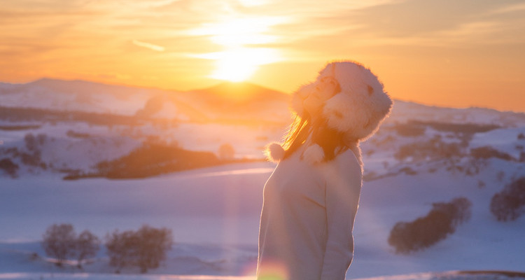 【遇见乌兰布统冬·亲子营5日】北京+塞罕坝林海穿越+游牧部落牧民家访+乌兰布统越野穿越+雪原狩猎+雪地火锅+冬捕+冰雪运动会+古北水镇+司马台长城+28人品质亲子团