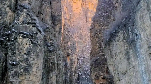 【北京一周一山·水峪里大峡谷】冰河世纪奇遇丨探秘原生态大峡谷冰雪奇缘 +打卡《亮剑》古堡~