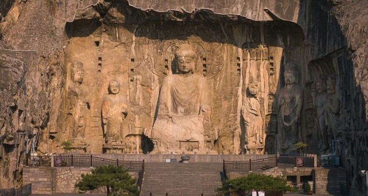 【寻迹中原·全景河南5日】春节特辑丨开封万岁山武侠城+清明上河园+洛阳龙门石窟+老君山+白马寺+国家地理封面宝泉+殷墟博物馆+探寻中原文化+深度纯玩畅游