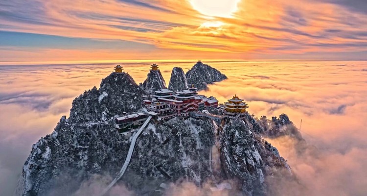 【寻迹中原·全景河南5日】春节特辑丨开封万岁山武侠城+清明上河园+洛阳龙门石窟+老君山+白马寺+国家地理封面宝泉+殷墟博物馆+探寻中原文化+深度纯玩畅游