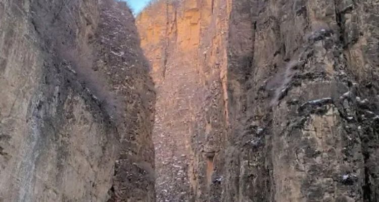 【北京一周一山·水峪里大峡谷】冰河世纪奇遇丨探秘原生态大峡谷冰雪奇缘 +打卡《亮剑》古堡~