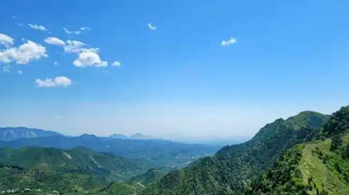 【北京一周一山·娘娘顶】京郊春日徒步之旅：探寻娘娘顶传说与翠屏湖美景+探索山野的无限魅力