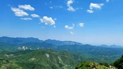 【北京一周一山·娘娘顶】京郊春日徒步之旅：探寻娘娘顶传说与翠屏湖美景+探索山野的无限魅力