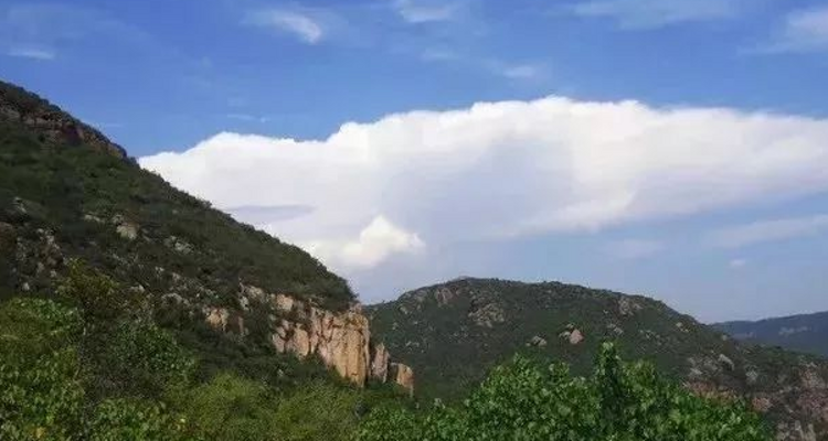 【北京一周一山·赤壁丹霞】徒步张家口后城丹霞赤壁，探访北方第一丹霞