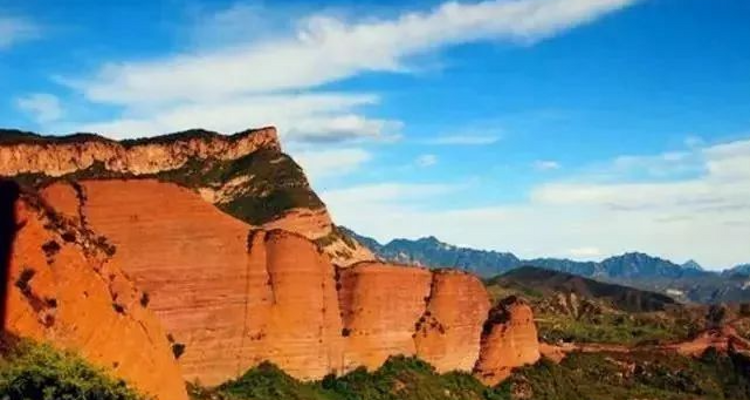 【北京一周一山·赤壁丹霞】徒步张家口后城丹霞赤壁，探访北方第一丹霞