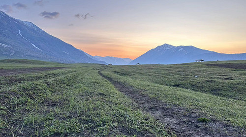 【新疆阿勒泰深度7日】喀纳斯+禾木+白哈巴+3晚景区入住+阿勒泰全景慢游+天山天池+阿禾公路+五彩滩+世界魔鬼城+s21沙漠公路+三湾徒步+2-6人小包团