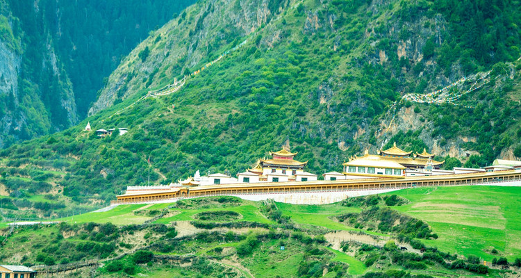 【遇见甘南·江迭公路5日】兰州+刘家峡黄洮交汇观景台＋米拉日巴佛阁＋美仁大草原＋网红经幡隧道＋江迭公路+扎尕那+仙女滩+花湖湿地＋若尔盖草原+郎木寺+格尔底寺＋纳摩大峡谷徒步+桑科草原+拉卜楞寺+2-8人小包团