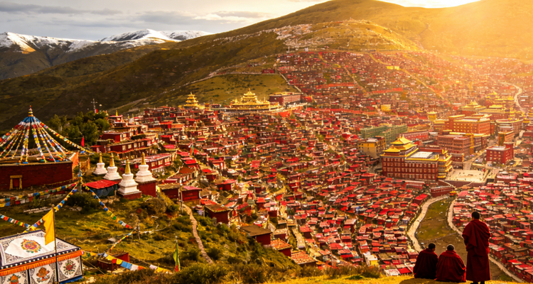 【遇见甘南·甘南色达12日】水帘洞石窟+伏羲庙+麦积山石窟+官鹅沟+扎尕那+郎木寺+纳摩大峡谷+赛赤寺金顶日出+阿万仓湿地+娘玛寺+莲宝叶则+扎尕尔措湖+色达+观音寺+瓦切塔林+九曲黄河日落+2-8人小包团&8人小车团