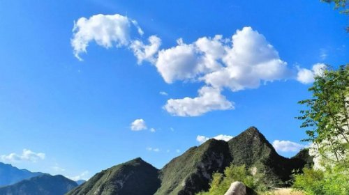 【北京一周一山·石佛岭古道】门头沟石佛岭“空中栈道”赏花徒步：古道、断崖、古村与春日盛景~