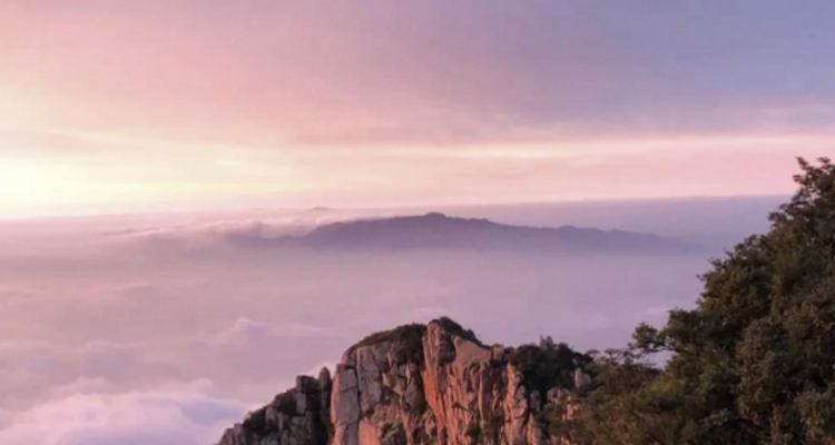 【夜爬泰山2日】难度可选丨夜爬东岳泰山+看日出观云海+闲游泉城济南