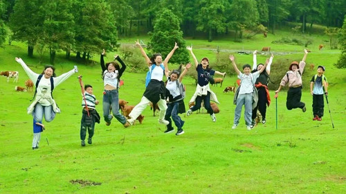 【徒步华夏第二十四站 · 重庆南川站】仙女山徒步+地心秘境徒步+绿野仙踪徒步+华容道+黄葛古道+升级酒店1晚5钻2晚4钻+专业摄影师跟拍航拍+庆功宴+4日徒步