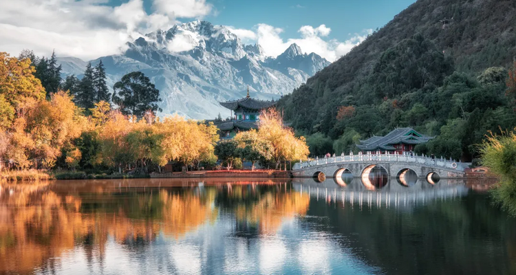 【苍洱泸沽&沙溪故事·Pro丨4日】丽江+泸沽湖+大理+沙溪，云南精华旅游地2-8人团