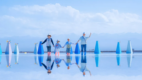 【西北·西北奇遇记7日】风光+游学双重体验+青海湖骑行+草原骑马射箭+茶卡采盐+七彩丹霞+地质课程+鸣沙山+敦煌课堂篆刻艺术+莫高学堂古法泥坯画+嘉峪关+5晚五钻酒店+高校教师打造游学手册-28人团