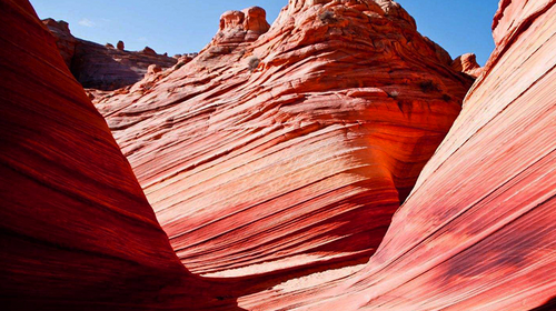 【晋陕秘境5日】库布齐沙漠+镇北台+红石峡+靖边波浪谷+雨岔大峡谷+碛口古镇+黄河壁画+李家山+西湾村+芦芽山+万年冰洞+户外休闲游+38人舒适团！