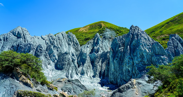 【大美四色5日】色达红房子+四姑娘山双桥沟+墨石公园+中路藏寨+S434雪山彩虹路+龙灯草原-川西小环线