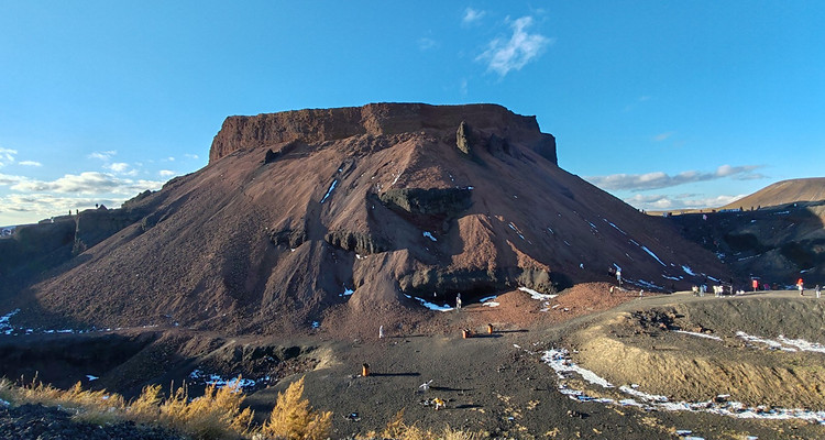 【初见希拉穆仁·草原沙漠4日】超值特价丨一次畅玩草原火山与沙漠+库布齐+银肯塔拉+乌兰哈达火山+呼和浩特+住蒙古包+体验民族风情