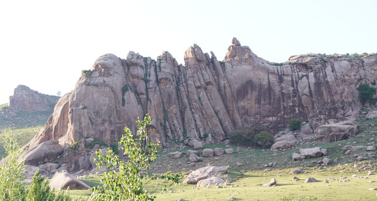【一生必看！华子鱼洄游4日】穿越北疆风景大道+观华子鱼洄游生命奇迹+赏达里湖日落+塞尔达美景大青山+畅玩布日敦沙漠+美林谷+户外纯玩+38人舒适团~
