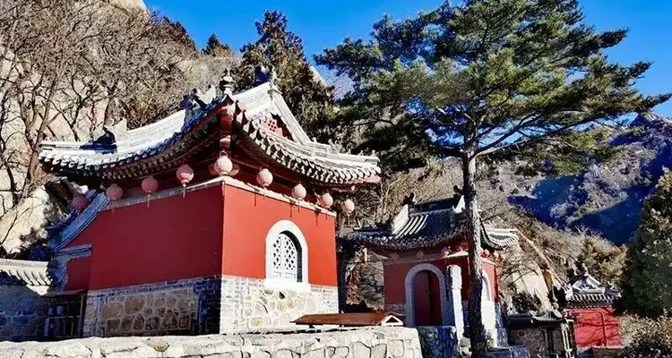 【北京一周一山·日光山谷】北京的海,不在海边,在日光山谷丨日光山谷：把“北京的海”装进相机+青洞山三教寺：藏在高崖上的“晓色“