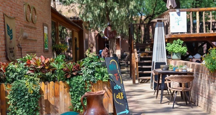 【北京一周一山·日光山谷】北京的海,不在海边,在日光山谷丨日光山谷：把“北京的海”装进相机+青洞山三教寺：藏在高崖上的“晓色“