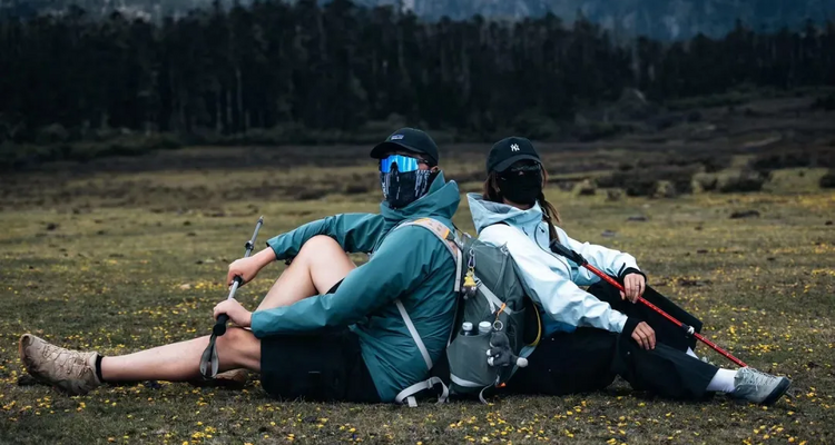 【徒步华夏第二十七站·云南香格里拉站】丽江+虎跳峡+茶马客栈+龙洞瀑布+尼汝村+七彩瀑布+香格里拉+无底湖+千湖山+28人徒步团