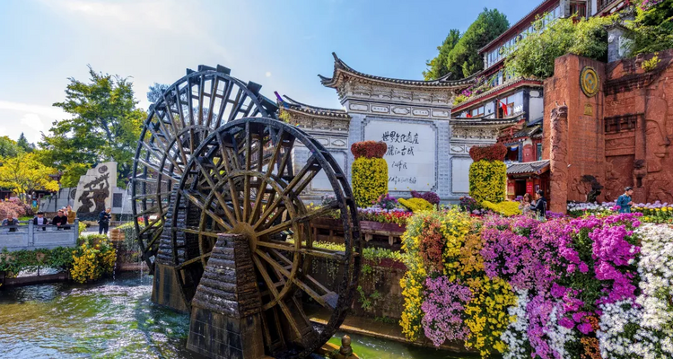 【徒步华夏第二十七站·云南香格里拉站】丽江+虎跳峡+茶马客栈+龙洞瀑布+尼汝村+七彩瀑布+香格里拉+无底湖+千湖山+28人徒步团