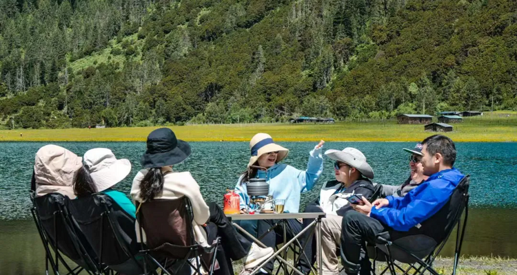 【徒步华夏第二十七站·云南香格里拉站】丽江+虎跳峡+茶马客栈+龙洞瀑布+尼汝村+七彩瀑布+香格里拉+无底湖+千湖山+28人徒步团