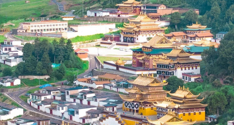 【徒步华夏第三十站·甘南扎尕那】甘南+拉卜楞寺+甘加秘境+白石崖+扎尕那+ 郎木寺+格尔底寺+纳摩大峡谷+6日徒步47KM