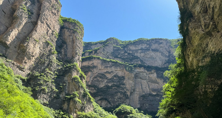 【北京一周一山·龙门涧】早鸟优惠来袭丨峡谷幽静蜿蜒+赏“北方喀斯特之花”+打卡爨底下民俗村落+观沧桑古建~