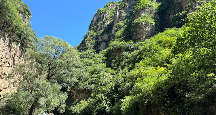 【北京一周一山·龙门涧】早鸟优惠来袭丨峡谷幽静蜿蜒+赏“北方喀斯特之花”+打卡爨底下民俗村落+观沧桑古建~