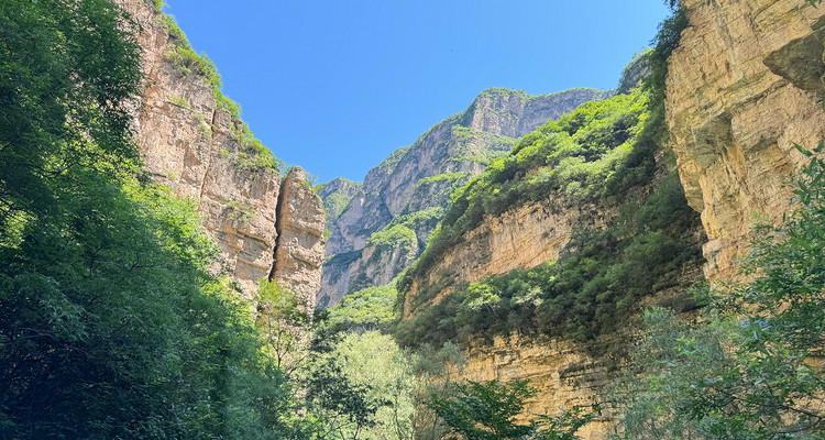 【北京一周一山·龙门涧】早鸟优惠来袭丨峡谷幽静蜿蜒+赏“北方喀斯特之花”+打卡爨底下民俗村落+观沧桑古建~