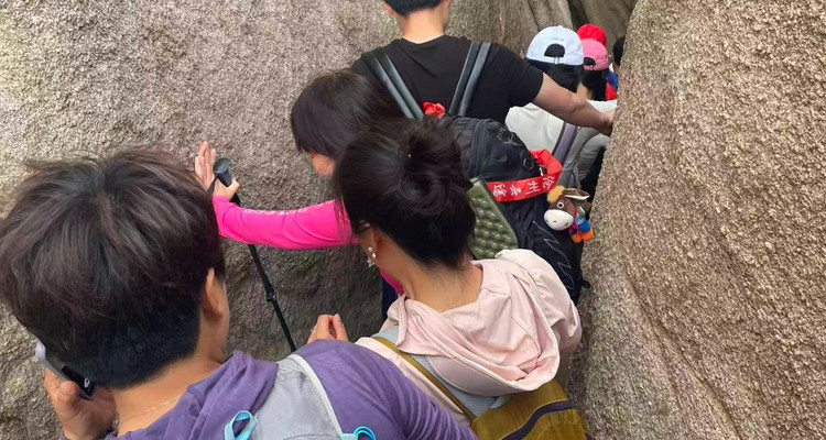 【北京一周一山·莲花滩 】早鸟优惠来袭丨童话森林里的漫步+奔向山谷秘境深处一线天+感受山野乐趣~
