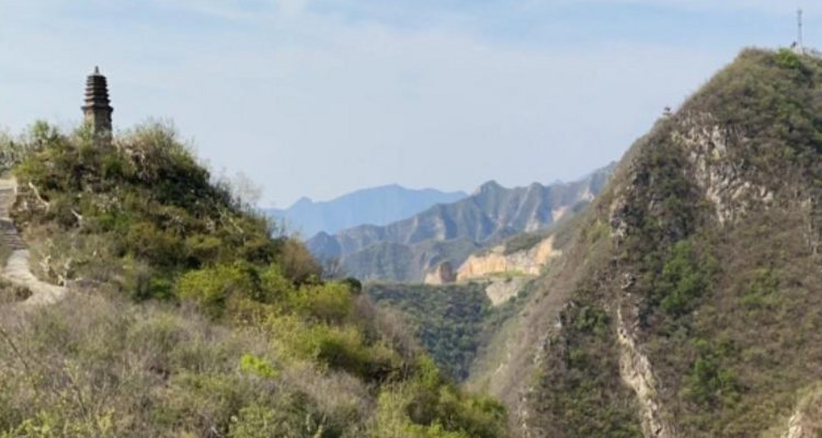 【北京一周一山·谷积山】‌早鸟优惠来袭丨一山览尽宋辽风丨水墨丹青里的三塔两寺，寻访千年前的静谧时光丨从鲁家滩到灵鹫禅寺：一条集自然与古迹于一体的经典徒步线~