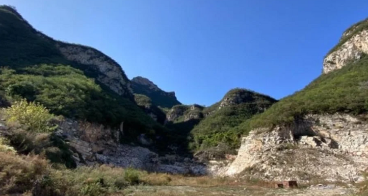 【北京一周一山·谷积山】‌早鸟优惠来袭丨一山览尽宋辽风丨水墨丹青里的三塔两寺，寻访千年前的静谧时光丨从鲁家滩到灵鹫禅寺：一条集自然与古迹于一体的经典徒步线~
