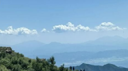 【北京一周一山·大黑峰】早鸟优惠来袭丨大黑峰：塞外第一峰的绿色浪漫 | 不用去远方，北京周边就有“小海坨”，漫步高山草甸，闯入宫崎骏的夏日画卷~