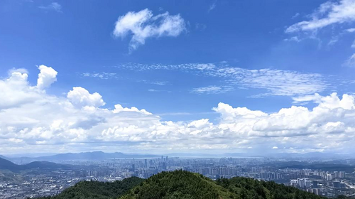 【北京一周一山·易县摩天岭】早鸟优惠来袭丨云端漫步人间仙境易县摩天岭丨风吹云动群山起伏，在云雾缭绕中遇见山野的纯净~