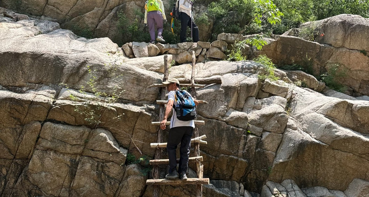 【北京一周一山·水泉沟】早鸟优惠来袭丨京郊山间野趣徒步：大云峡谷+龙泉峪+香屯+明长城遗迹+亲水溯溪一日穿越