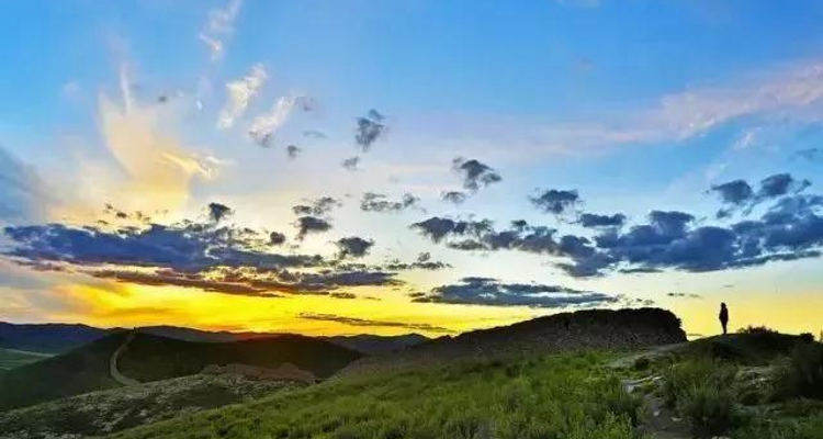 【北京一周一山·独石口长城】夏日寻幽独石口丨解锁独石口长城的极致原始风貌，感受古迹与山野的双重治愈~