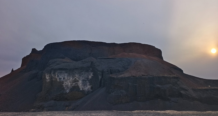 【寻迹乌兰察布·火山草原3日】早鸟优惠来袭丨超值特价丨草原阿那亚涝利海+辉腾锡勒黄花沟+乌兰哈达火山草原+谷力脑包火山+住特色蒙古包+享蒙古民俗风情~