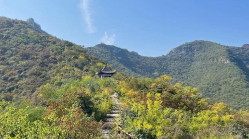 【北京一周一山·天门山】早鸟优惠来袭丨徒步探秘“北京之眼”：洞穴传说与自然之美+打卡天门洞奇观~